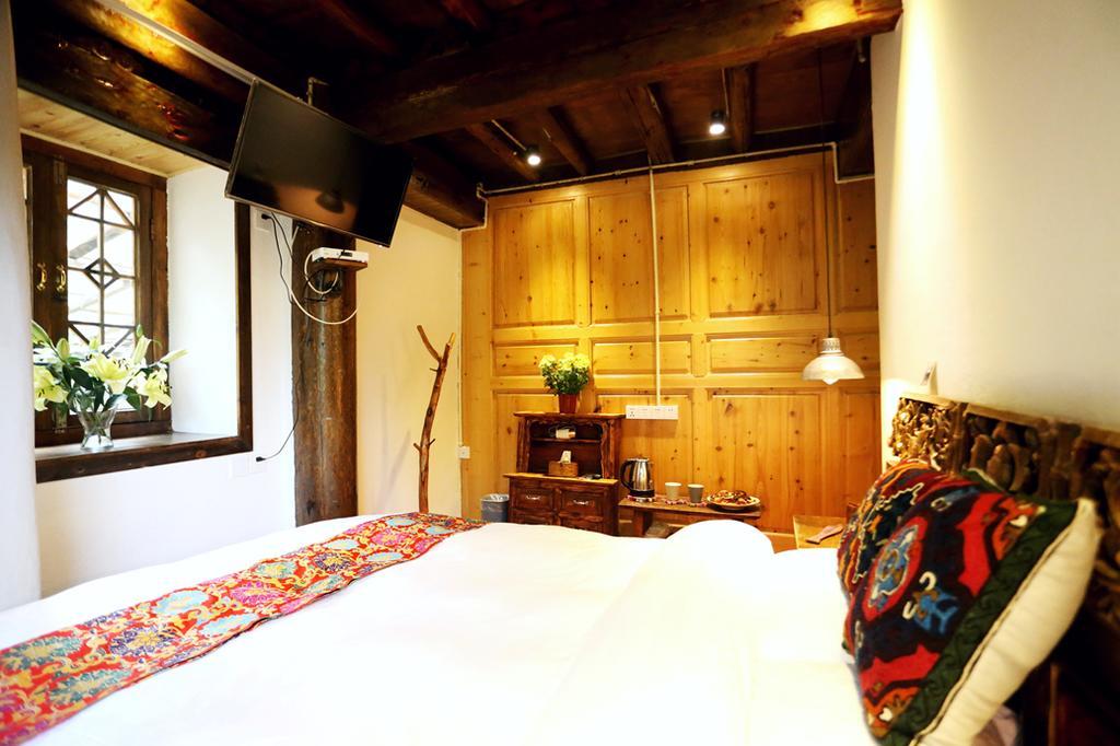 Shangri-La Mid - Mountain Homestay Zewnętrze zdjęcie