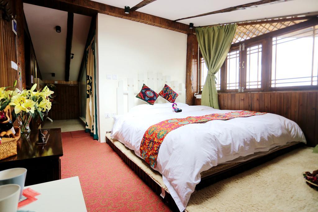 Shangri-La Mid - Mountain Homestay Zewnętrze zdjęcie
